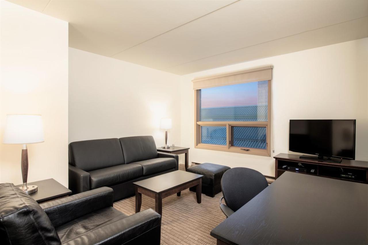 Fort Garry Place Furnished Suites وينيبج المظهر الخارجي الصورة