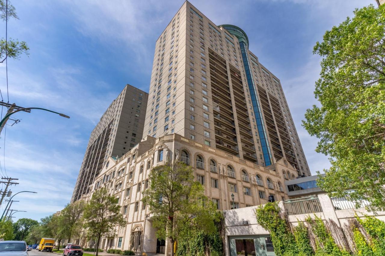 Fort Garry Place Furnished Suites وينيبج المظهر الخارجي الصورة